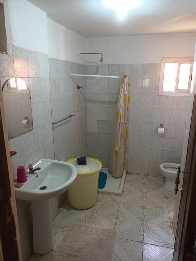 Hotel Badinca Alojamento Low Cost In Bissau Avenida Francisco Mendes المظهر الخارجي الصورة