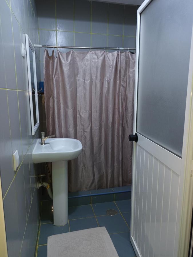 Hotel Badinca Alojamento Low Cost In Bissau Avenida Francisco Mendes المظهر الخارجي الصورة