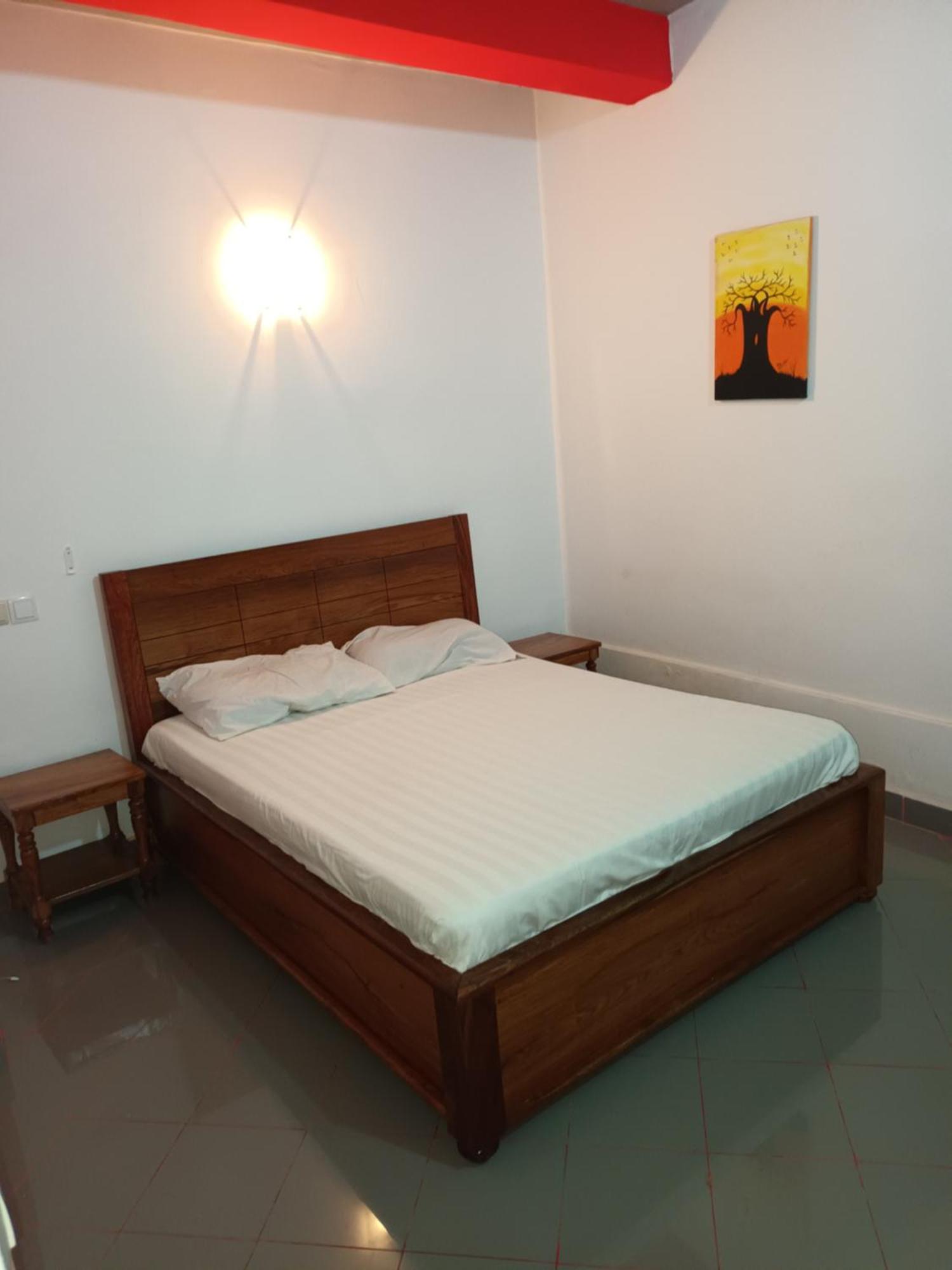 Hotel Badinca Alojamento Low Cost In Bissau Avenida Francisco Mendes المظهر الخارجي الصورة